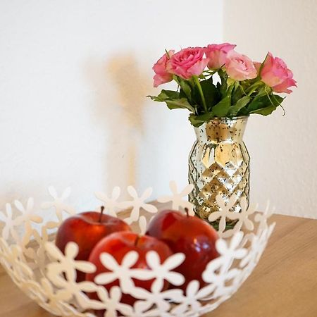 3-Raum City-Appartement เยนา ภายนอก รูปภาพ